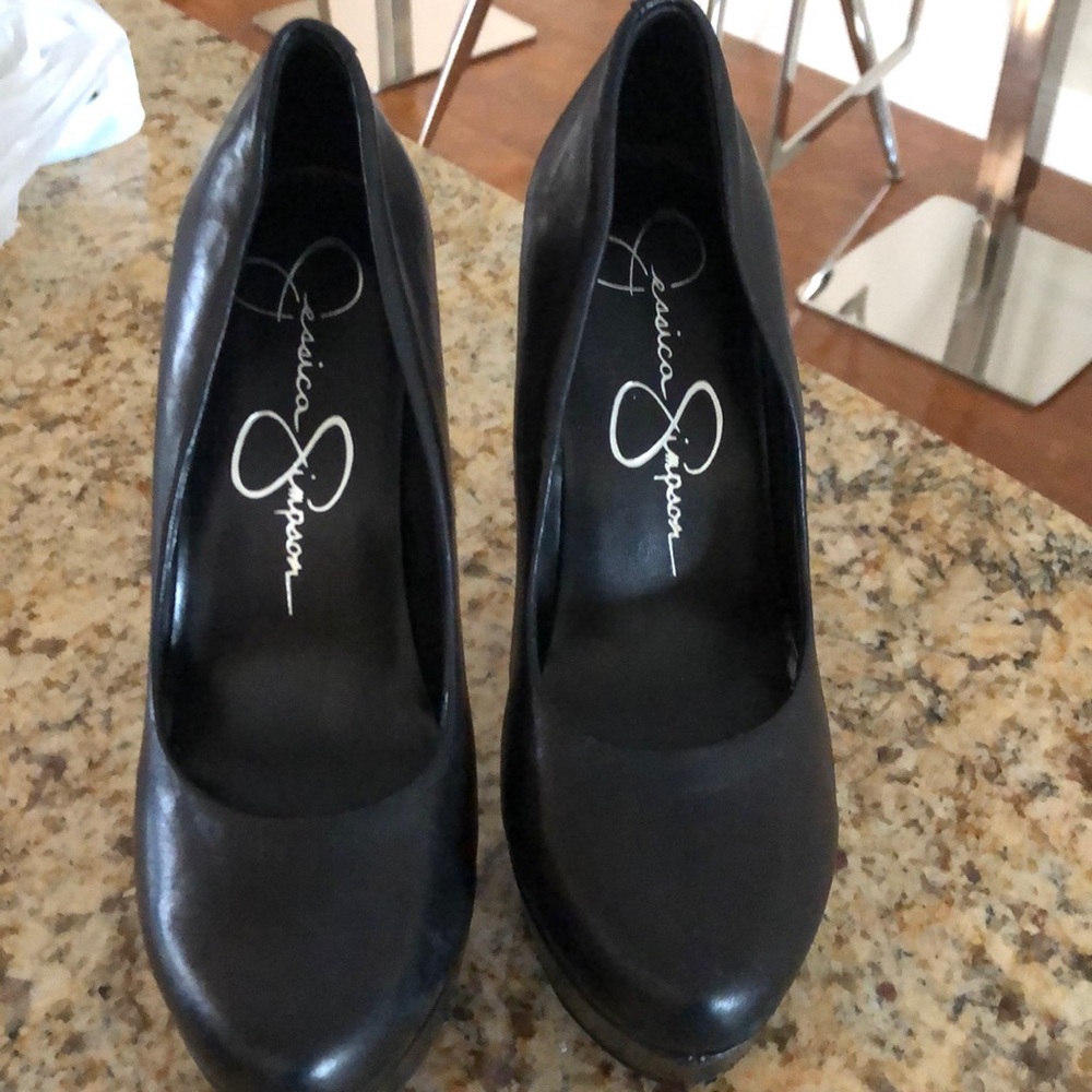 Jessica Simpson heels